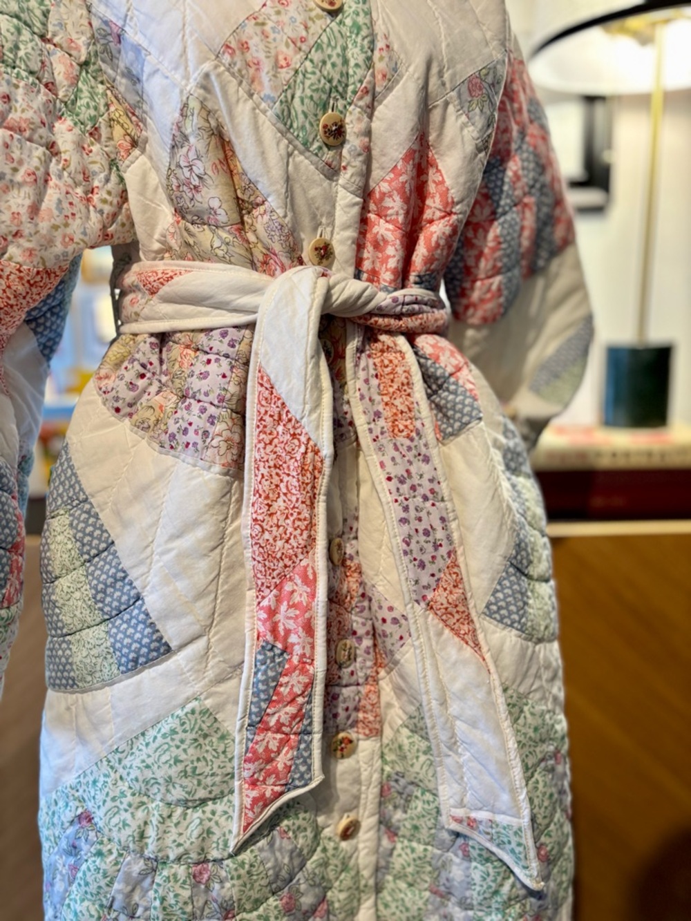 💕SOLD 🧵HANDMADE Fan Patchwork Long Quilt Belted Coat in Pastel Floral S/M - Picture 11 of 16